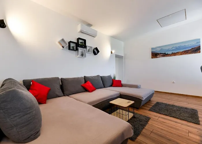 Holiday Home Skevini Dvori