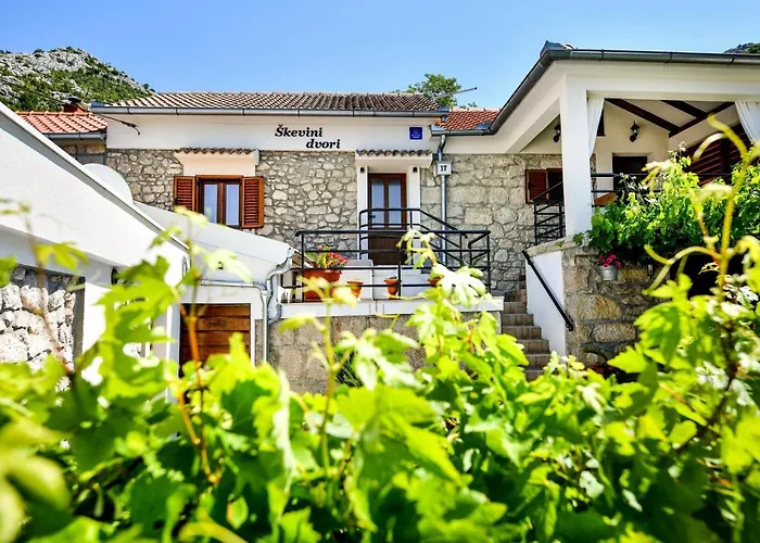 Holiday Home Skevini Dvori