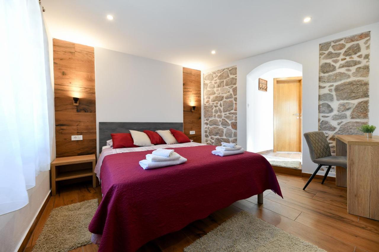 Skevini Dvori Holiday home Starigrad Paklenica
